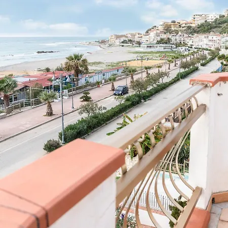 A - Le Terrazze Ferienhaus *